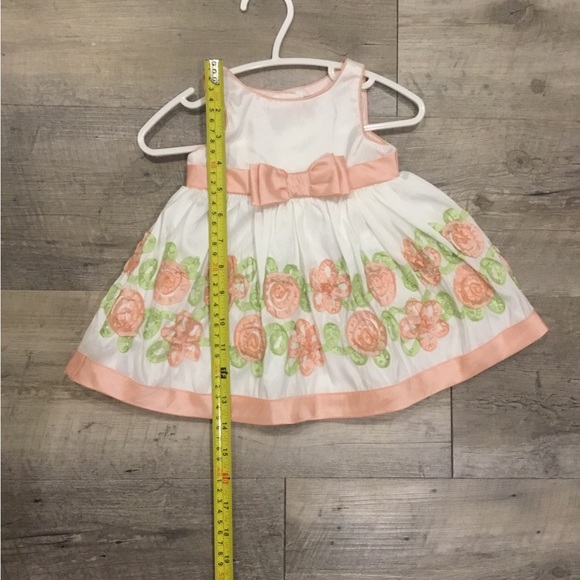 Youngland 3/6 month dress with polyester lining and tulle underneath. - Picture 3 of 5